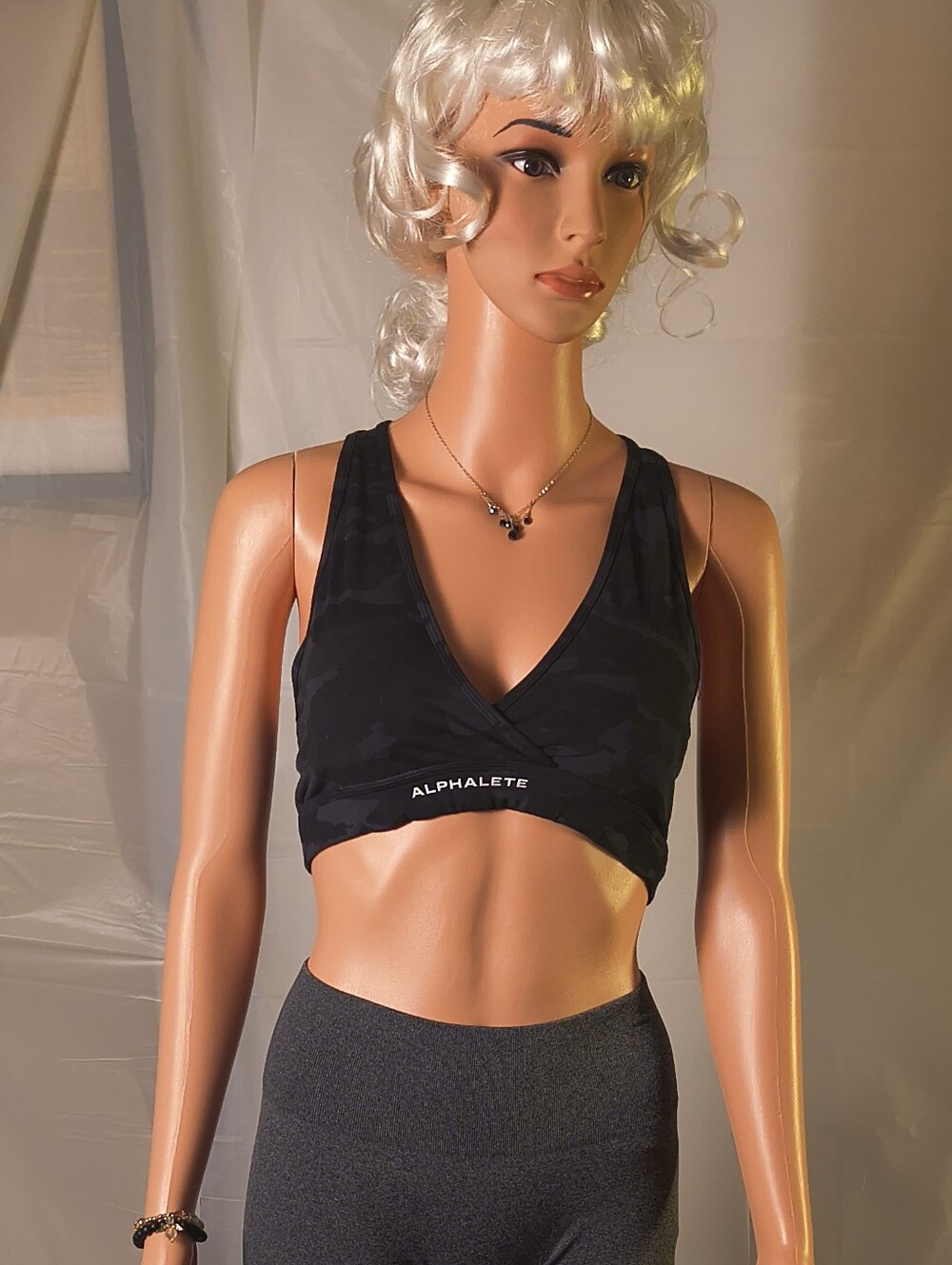 Alphalete Black Camo Wrap Front Sports Bra Lime Accent Size Small